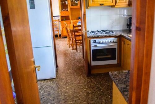 Caules Villa Sleeps 8 Pool Wifi