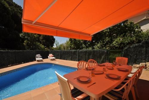 Lloret De Mar Villa Sleeps 11 Pool Wifi