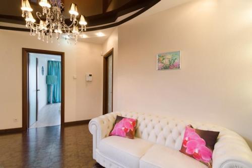 Lloret de Mar Villa Sleeps 8 Pool Air Con Wifi