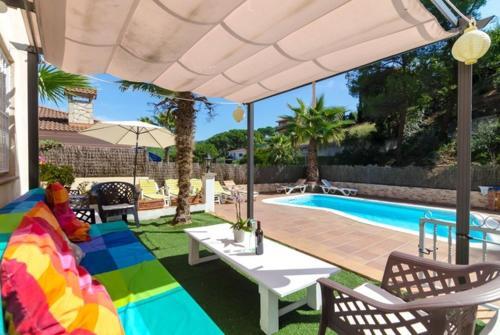 Lloret De Mar Villa Sleeps 12 Pool Wifi