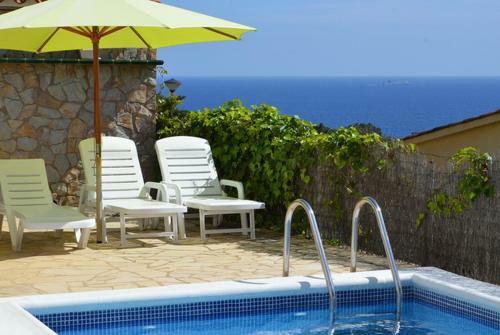 Lloret De Mar Villa Sleeps 6 Pool Wifi