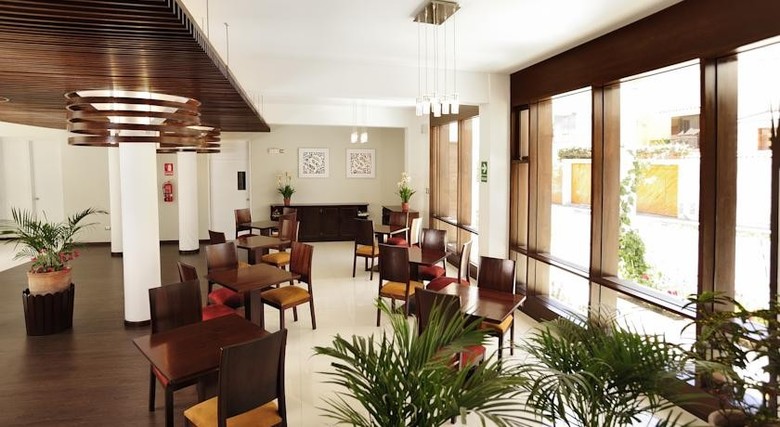 Mint Hotel