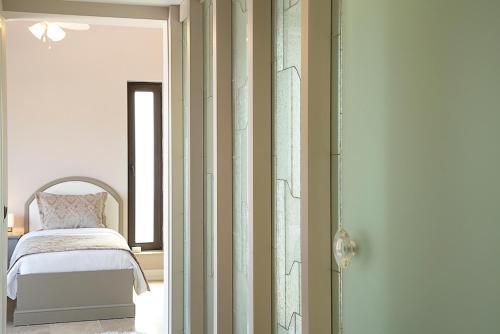 Kalkan Villa Sleeps 8 Pool Air Con Wifi