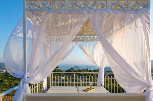 Kalkan Villa Sleeps 8 Pool Air Con Wifi