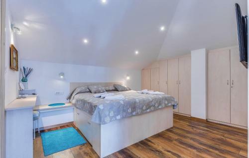 One-bedroom Apartment In Kostrena