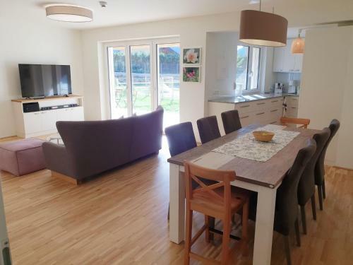 Modern Apartment In Tamsweg With Garden