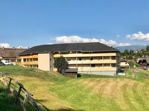 Modern Apartment In Tamsweg With Garden