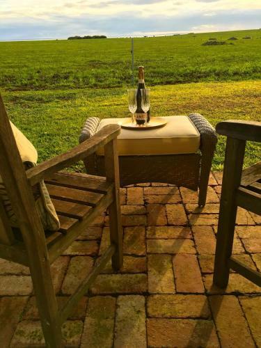 Bed & Breakfast Cable Station Accommodation