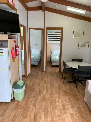 Motel Tatura Cabin & Caravan Park