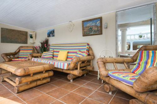 Beaucaire Villa Sleeps 15 Pool Wifi