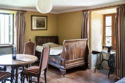 Bournazel Villa Sleeps 8 Pool Wifi