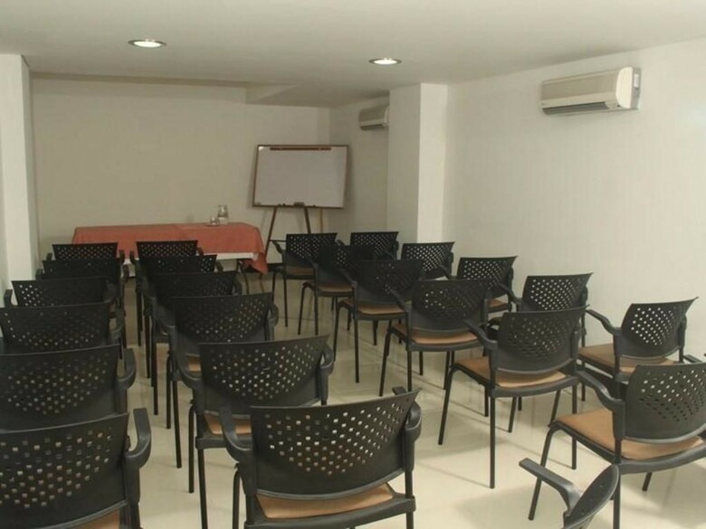 Hotel Imperio 70