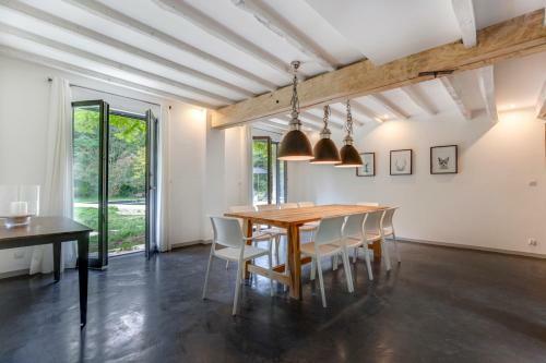 Saint-avit-senieur Villa Sleeps 12 Pool Wifi