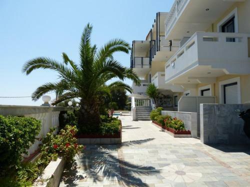 Ostria Seaside Studios And Apartments