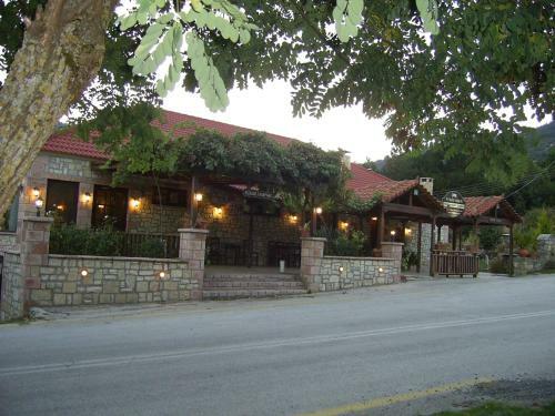 Hostal Guesthouse Kastania