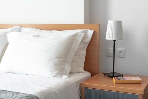Hotel Mesogeios 2000