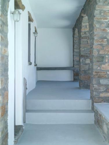 Hostal Tutti Blu Tinos Living Space
