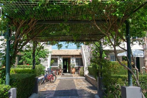 Sunny Garden Apartments