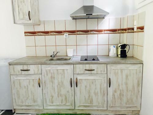 Hostal Onar Studios & Residences