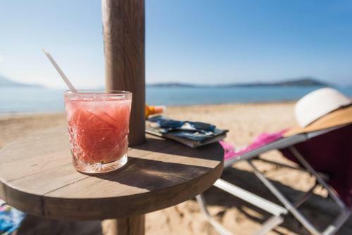 Hotel Zoe Seaside Resort