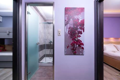 Studios Apartments Irini Patira