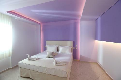 Studios Apartments Irini Patira