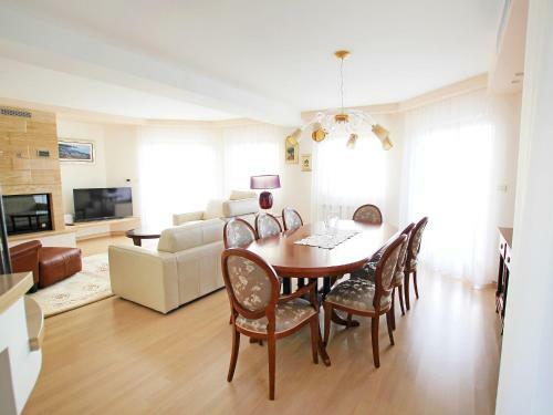 Holiday Home Villa Mustra