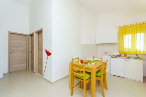 Apartments Pava