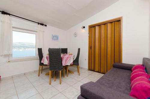 Apartments Ana