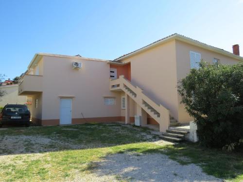 Apartment And Rooms Amenka