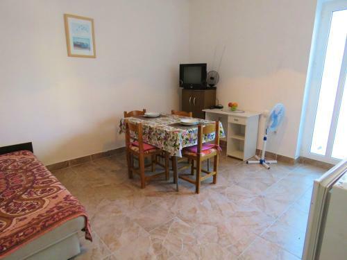 Apartamento Novalja Center