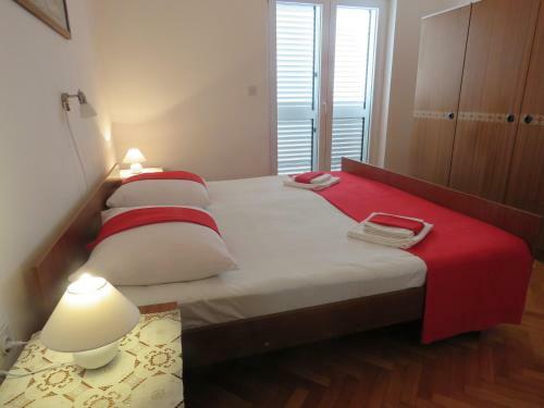 Apartamento Novalja Center