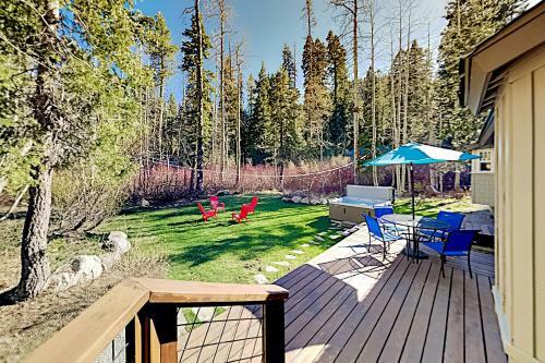 Homewood Cabin Among The Pines