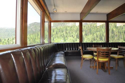 Hotel Monarch Mountain Lodge