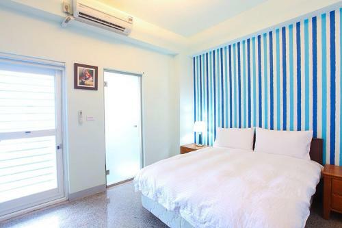 My Starry Bed And Breakfast