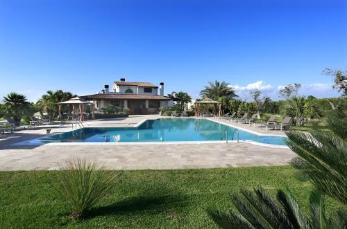 Hotel Ferrocino Resort