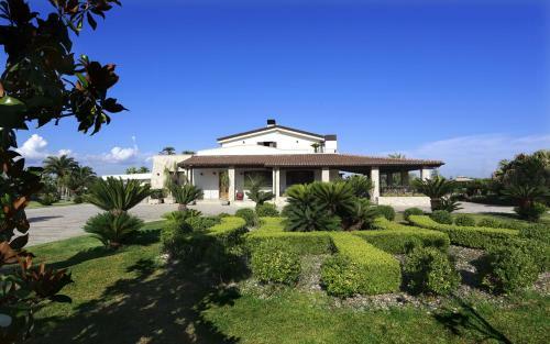 Hotel Ferrocino Resort