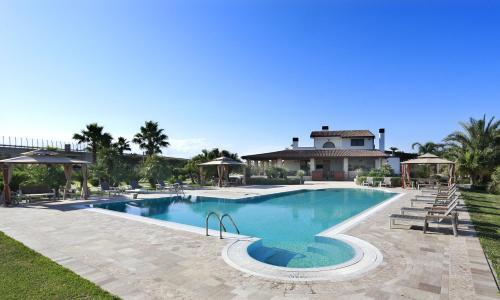 Hotel Ferrocino Resort