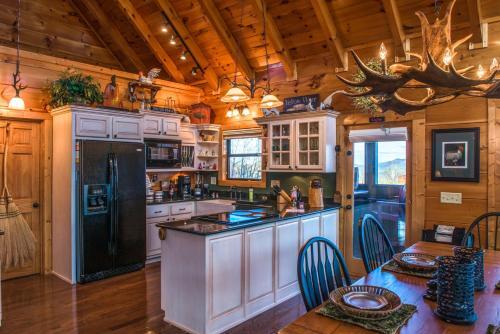 Hogwartz Of The Smokies Cabin