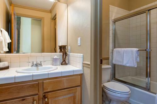 8865 Sackett Drive Home