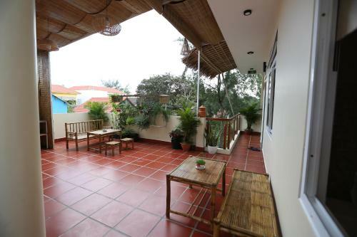 Bed & Breakfast An Bang Beach Town Homestay