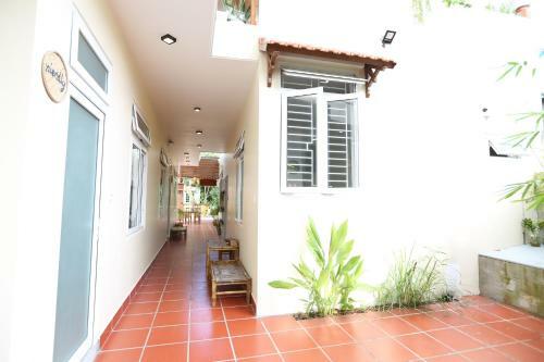 Bed & Breakfast An Bang Beach Town Homestay