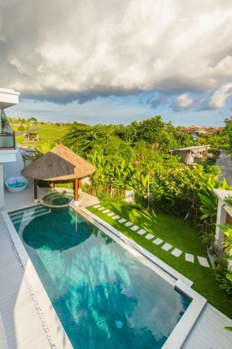 Golden Palm Villa