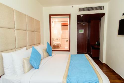 Hotel Ascent Biz