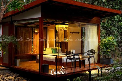 Hotel Le Candles Resort