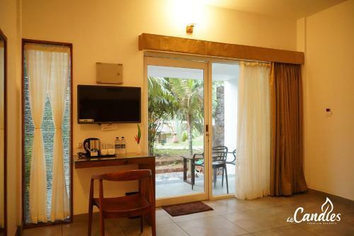 Hotel Le Candles Resort