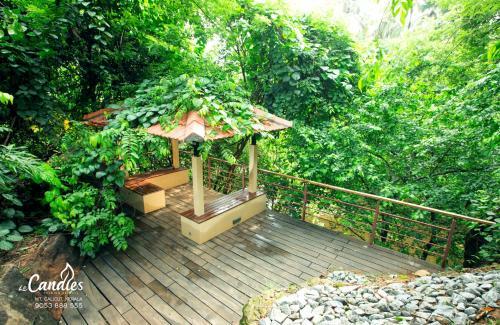 Hotel Le Candles Resort
