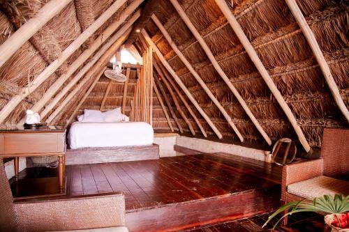 Hotel Om Tulum Caba�as And Beach Club
