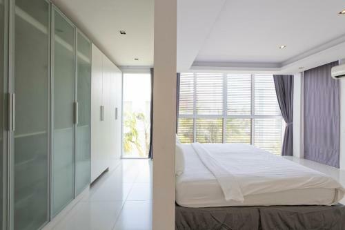 Villa The Lantern Marina Residences Phuket