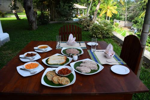 Hostal Romaya Villas - Habaraduwa